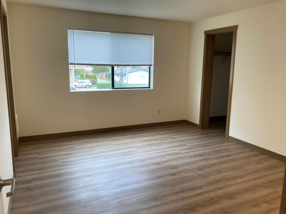 Room in 2 Bedroom Rental in Seattle