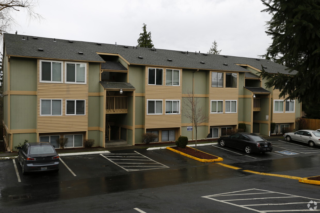 seasons apartment buildings puget sound