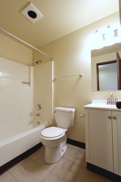 bathroom 2-1