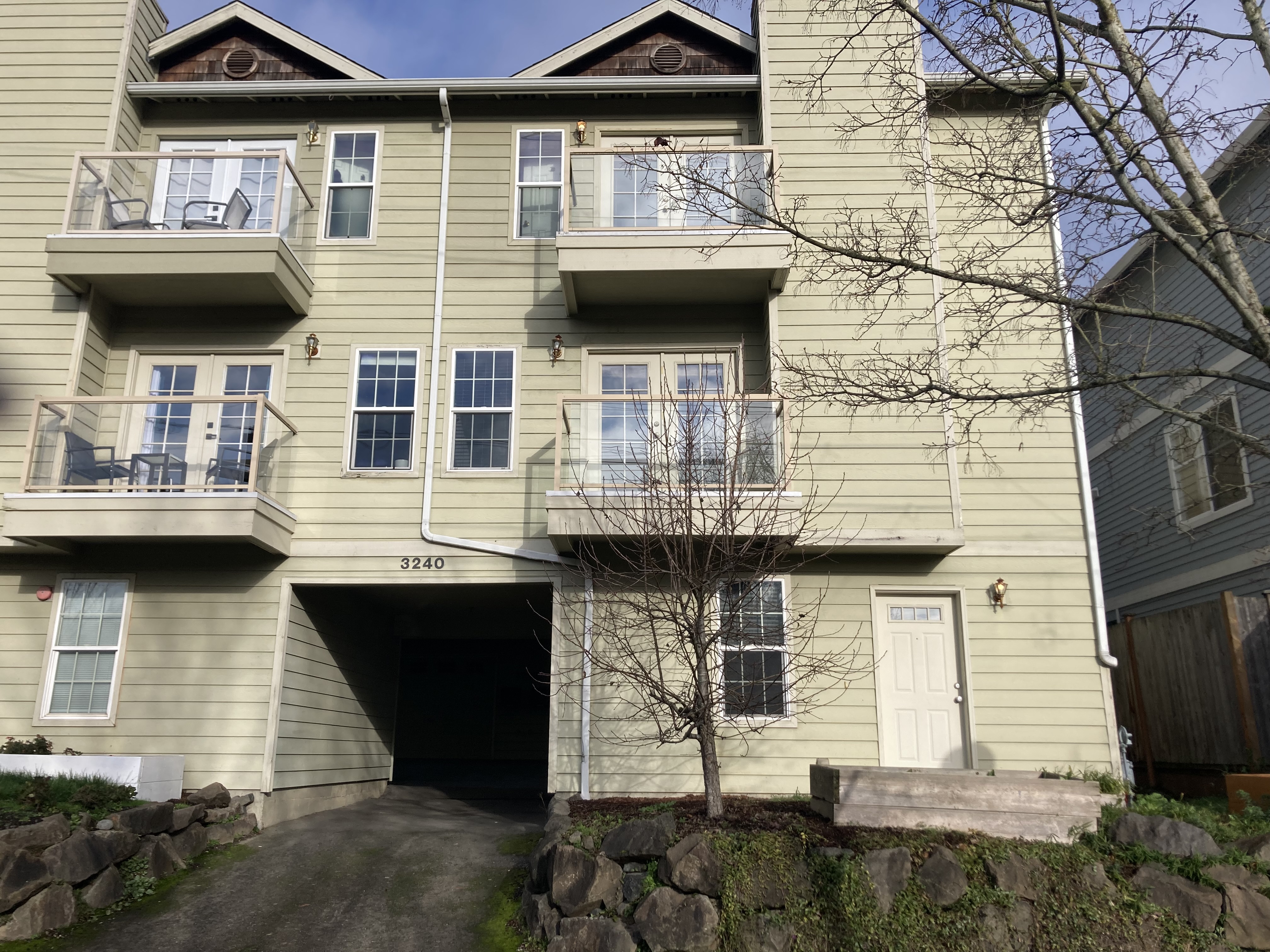 apartment property in puget sound